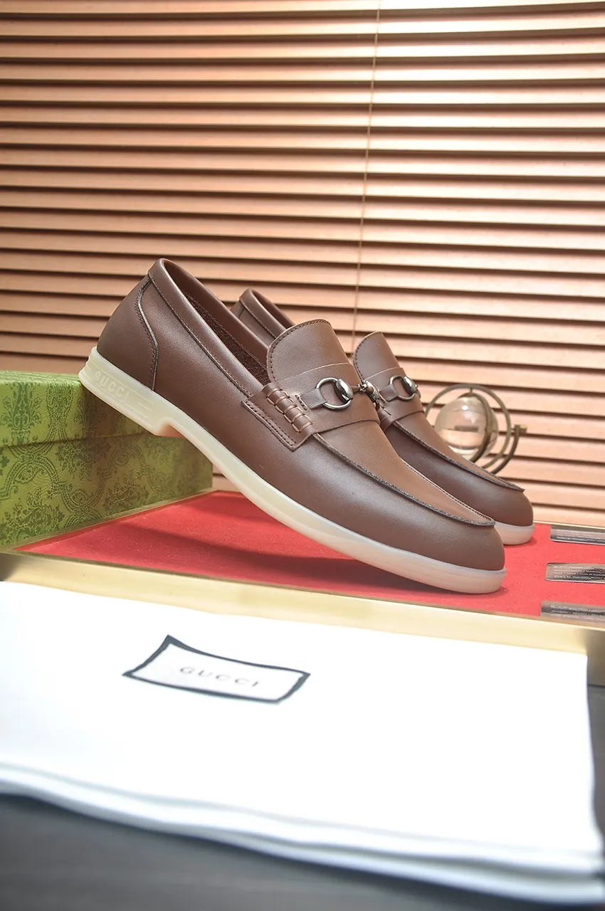 Men's shoes 💰440💶【GUCCI】 (High-end Niuli) New 🍀Gucci* - top version Gucci classic casual leather shoes! It is made of imported original cowhide and has a comfortable first layer of cowhide lining! Original wear-resistant rubber outsole! High quality products! Code number 38-44!